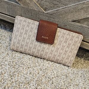 Fossil Women's Beige and Brown Key Holder